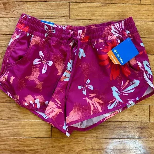 Photo 1 of Columbia Women's Bogata Bay Stretch Printed Short- S