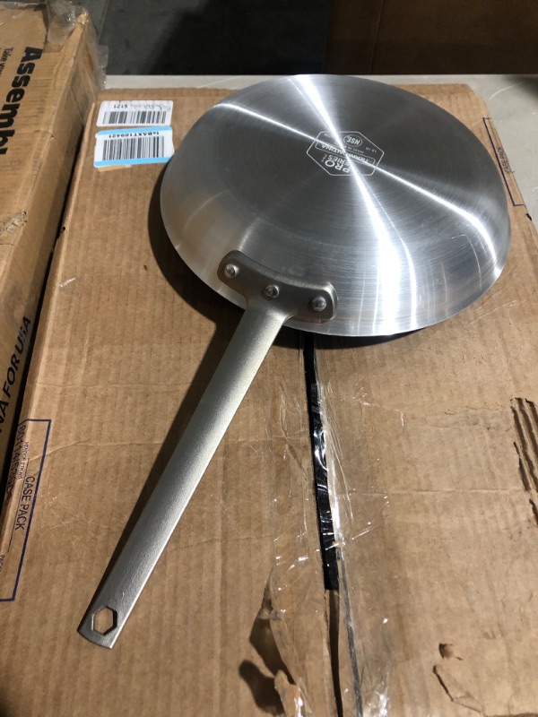 Photo 4 of **NONREFUNDABLE**FOR PARTS OR REPAIR**SEE NOTES**
Tramontina 80114/537DS Professional Aluminum Nonstick Restaurant Fry Pan, 14", Made in USA