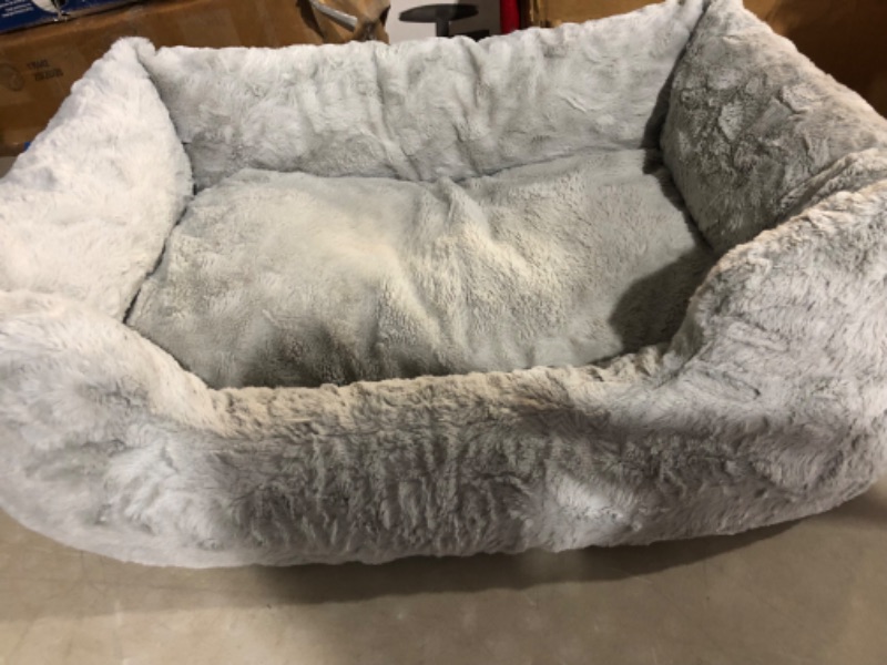 Photo 3 of ***USED - DIRTY***
Best Friends by Sheri Soothe & Snooze Lounge Lux Memory Foam Rectangular Dog Bed, Washable, Grey, Medium 30" x 20" 