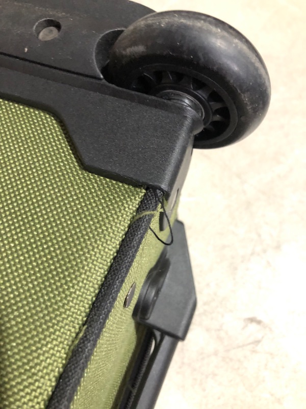 Photo 3 of ***USED - DAMAGED - FRAYED - SEE PICTURES***
U.S. Traveler Rio Rugged Fabric Expandable Carry-on Luggage, 2 Wheel Rolling Suitcase, Green, Set