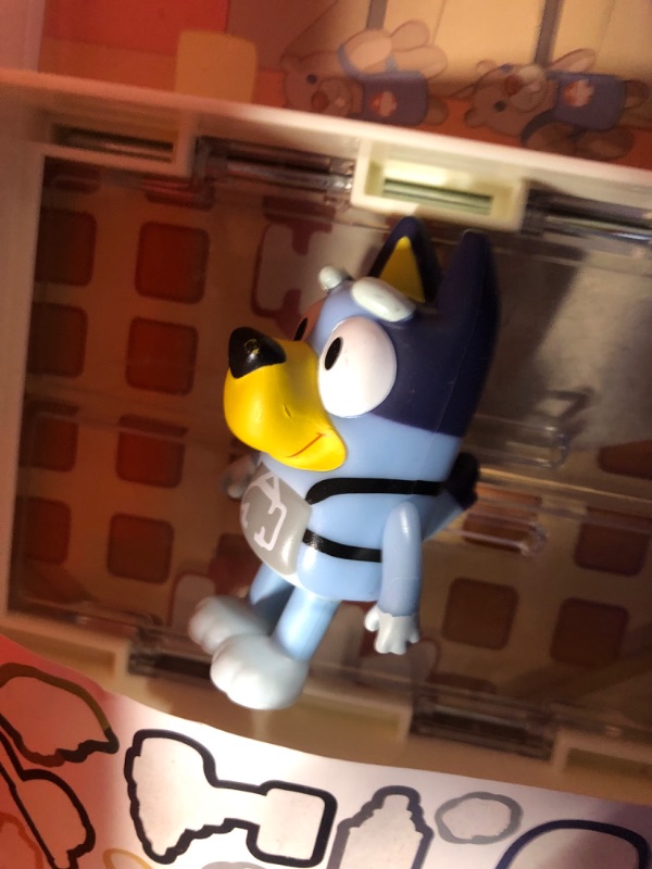 Photo 1 of Bluey Hammerbarn Shopping Center Mega Set, 4 Level, 22" Tall Playset with Working Lift and Trolley Return, Lights and 45+ Sounds. 3 Figures