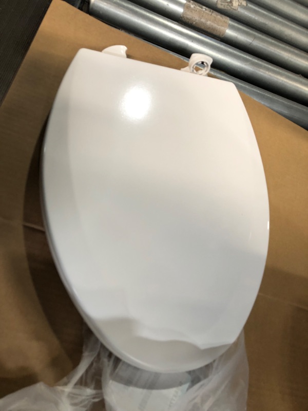 Photo 2 of **READ NOTES**
Bemis 1500EC 390 Lift-Off Wood Elongated Toilet Seat, 1 Pack, Cotton White Elongated 1-Pack Seat