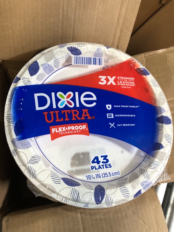 Photo 2 of (3 packs) Dixie Ultra Paper Plates,  10 1/6 inch Dinner Size Printed Disposable Plates, 44 Count, (1 Pack of 43 Plates),White, Blue
