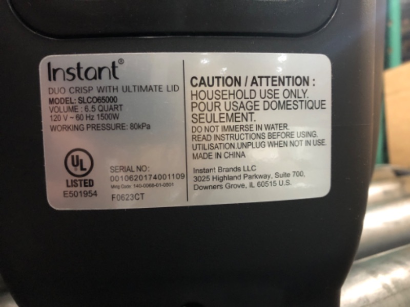 Photo 4 of ***DAMAGED - HINGE BROKEN - LID JAMMED SHUT - SEE PICTURES - POWERS ON - UNABLE TO TEST FURTHER***
Instant Pot Duo Crisp Ultimate Lid, 13-in-1 Air Fryer and Pressure Cooker Combo, Sauté, Slow Cook, 6.5QT Ultimate