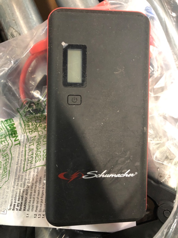 Photo 2 of **NON-FUNCTIONAL**FOR PARTS ONLY**
Schumacher SL1639 Lithium Portable Power Pack and 1000A 12V Jump Starter