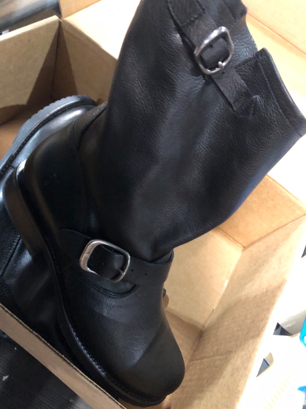 Photo 3 of Frye Women's Veronica Bootie Ankle Boot (SIZE 10)
