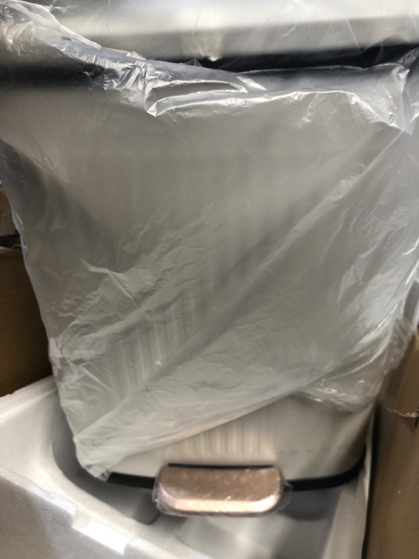 Photo 3 of ***DOES NOT INCLUDE TRASH BAGS***
Triiter 13L/3.5 Gallon Rectangular Trash Can with Lid Soft Close, (Oat White) 