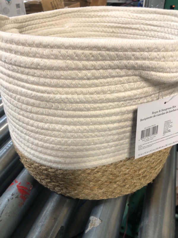 Photo 1 of allen + roth Rope and sea grass 12-in W x 9.5-in H x 12-in D Beige and Natural Sea Grass Basket- pack of 1