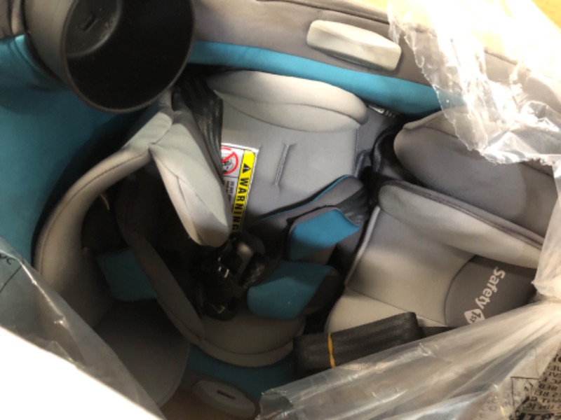 Photo 6 of **MINOR DAMAGE STAINS SEE NOTES**
Safety 1st Grow and Go All-in-One Convertible Car Seat, Rear-facing 5-40 pounds