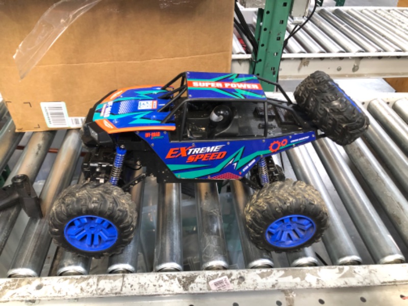 Photo 5 of ***damaged**DEERC DE60 Large 1:8 Scale Upgraded RC Cars Remote Control Car for Adults Boys,Off Road Monster Truck with Realistic Sound,2.4Ghz 4WD Rock Crawler Toy All Terrain Climbing,2 Batteries for 80 Min Play Classic Blue