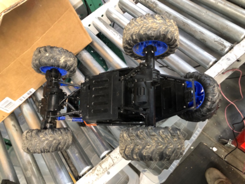 Photo 1 of ***damaged**DEERC DE60 Large 1:8 Scale Upgraded RC Cars Remote Control Car for Adults Boys,Off Road Monster Truck with Realistic Sound,2.4Ghz 4WD Rock Crawler Toy All Terrain Climbing,2 Batteries for 80 Min Play Classic Blue