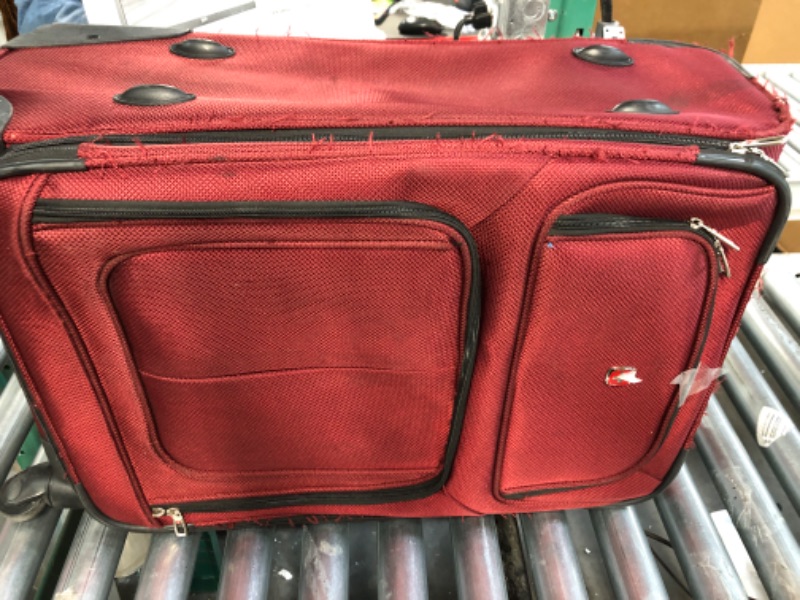 Photo 4 of (minor damage see photos and notes) (no returns) 
SwissGear Sion Softside Expandable Luggage, Burgandy, Checked-Medium 25-Inch Checked-Medium 25-Inch Burgandy