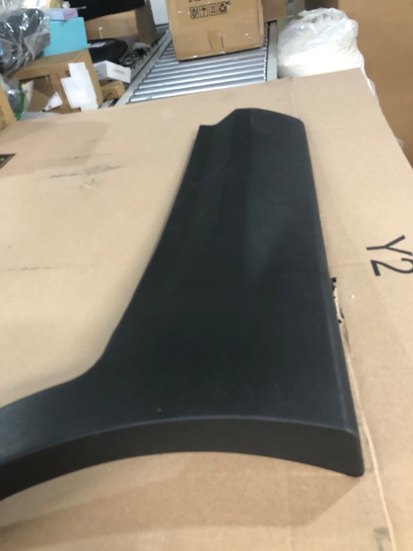 Photo 1 of Door Lower Molding/Door Garnish Fit for 13-18 Hyundai Santa Fe Sport Rear Right 