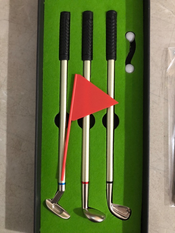 Photo 2 of 3Pcs Golf Pen set with ink refills (Green)