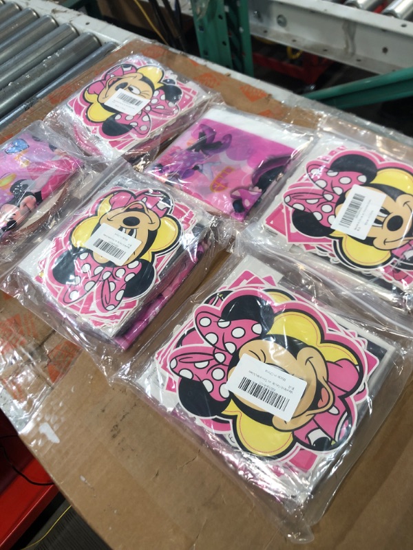 Photo 2 of * 6 PACK * Minnie Birthday Party Supplies , Minnie Party Supplies, Serves 20 Guests with Banner, Table Cover, Plates, Tattoo stickers, balloons