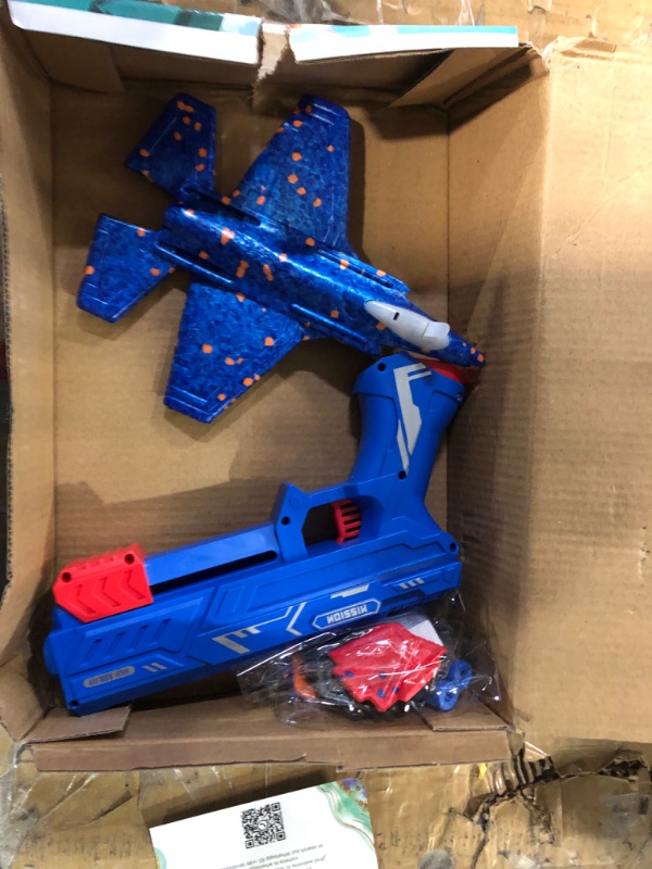 Photo 1 of 6 Pack Airplane Launcher Toy,7.4" F-35 Foam LED Plane,Catapult Plane with 6 Stickers Boy Toys for Kids Outdoor Flying Toys Birthday Gifts for 4 5 6 7 8 9 10 12 Year Old Boys Girls