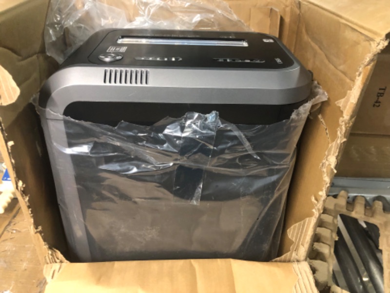 Photo 1 of Fellowes Powershred PS-12Cs, 12 Sheet Cross-Cut SafeSense Shredder