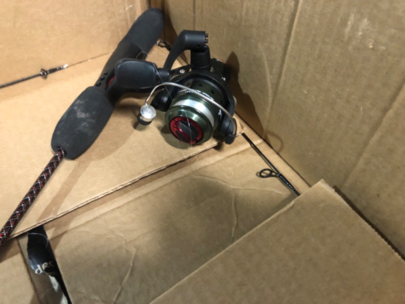 Photo 3 of (READ NOTES) FOR PARTS NON REFUNDABLE
Shakespeare Ugly Stik GX2 Ice Fishing Reel & Rod Combo 28" -Medium