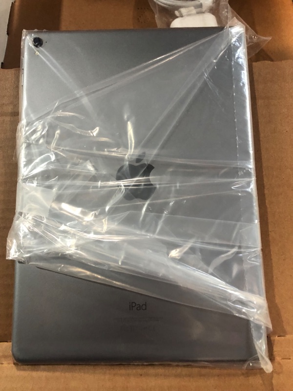 Photo 2 of Apple iPad 2018 32GB - WiFi Only - Space Gray (Renewed)