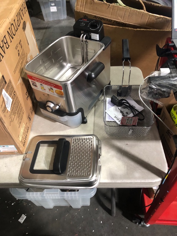 Photo 2 of ***USED - DIRTY - UNABLE TO TEST***
T-fal 3.5L Deep Fryer with Basket, 1700W, Oil Filtration, Temp Control, Digital Timer, Dishwasher Safe Parts
