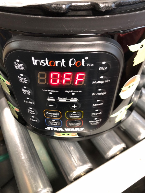 Photo 2 of ***DAMAGED - SEE COMMENTS***
Instant Pot Star Wars 6Qt Duo Little Bounty, Black