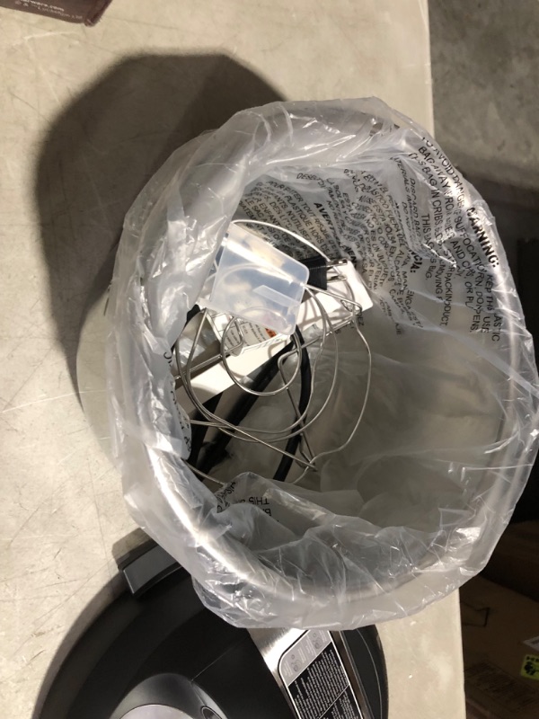 Photo 1 of ***DAMAGED - SEE COMMENTS***
Instant Pot Star Wars 6Qt Duo Little Bounty, Black