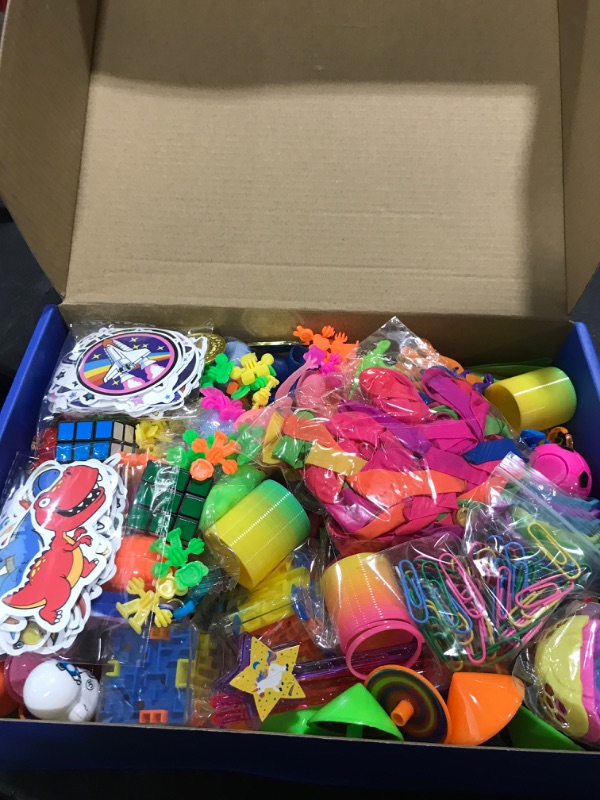 Photo 1 of Erotodo 670+ PCS Party Favors for Kids Treasure Box Birthday Party, Goodie Bag Stuffers for Kids, Carnival Prizes, Pinata Filler Stuffers Toys for Classroom, Fidget Toys Pack