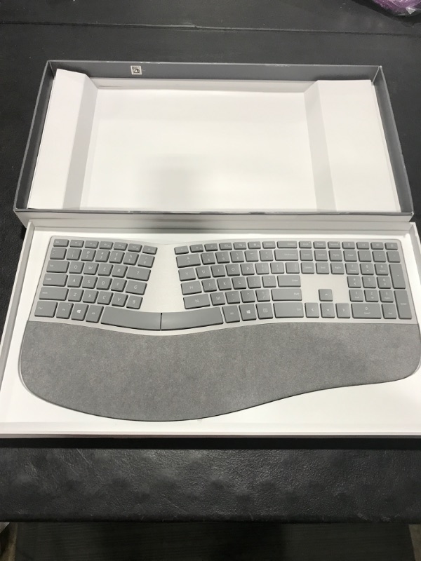 Photo 2 of Microsoft Surface Ergonomic Kybrd SC Bluetooth English US Hdwr Gray