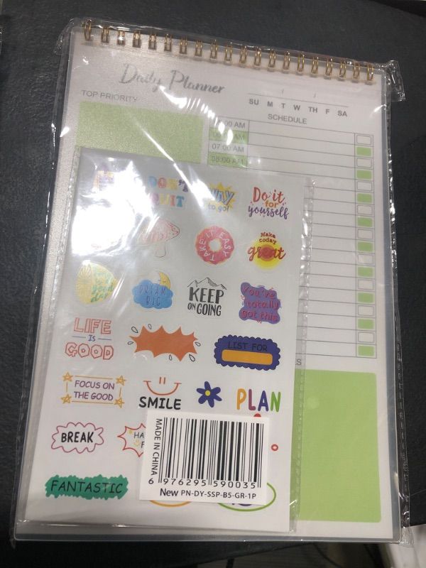 Photo 1 of To Do List Notepad, Undated Daily Planner Notebook with Hourly Schedule, 60 Sheets 7 X 10" Task Checklist Agenda Pad w/Monthly Calendar, For Work Office Home,Green 7X10 Daily(Green)