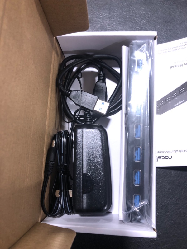 Photo 1 of Rocstor 7-Port USB Hub - USB 3.0 - External - 7 USB Port(s) - 7 USB 3.0 Port(s)