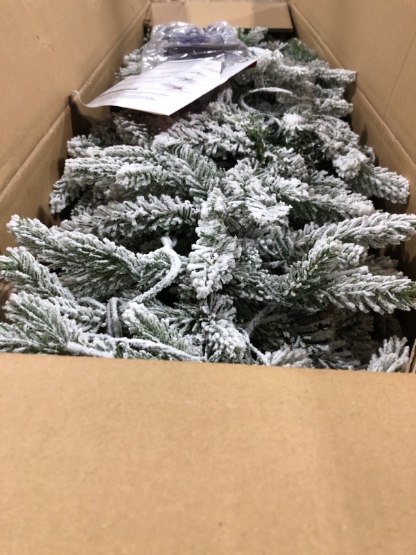 Photo 3 of [ Very Thick & Realistic Feel ] 6 Feet Pre-Lit Snow Flocked Aspen Artificial Christmas Tree, 965 Branch Snowy Tips, 340 Warm Lights,Heavily Flocked, Metal Stand and Hinged Branches Xmas Holiday Decor