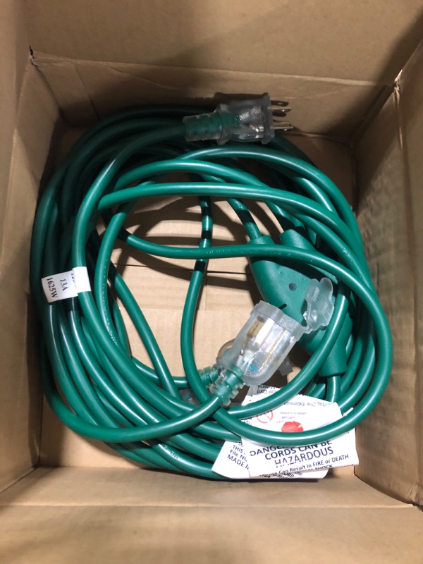 Photo 1 of addlon 27 FT Outdoor Extension Cord Multiple Outlets for Halloween Christmas, 1 To 3 Splitter Max Length 15 FT From End To End (27 FT Total), 3 Prong Outlets Plugs 16AWG for Indoor Outdoor, ETL Listed 27FT Green-Lighted