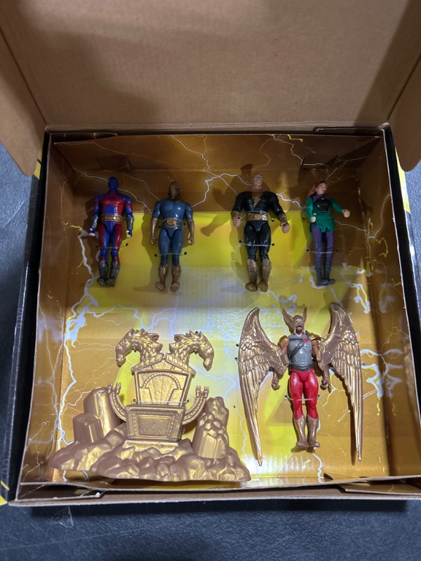 Photo 2 of DC Comics, Black Adam and Justice Society Set, 4-inch Black Adam Toy Figures and Throne | Hawkman, Dr. Fate, Atom Smasher, Cyclone | Kids Toys for Boys and Girls Ages 3 and Up (Amazon Exclusive)