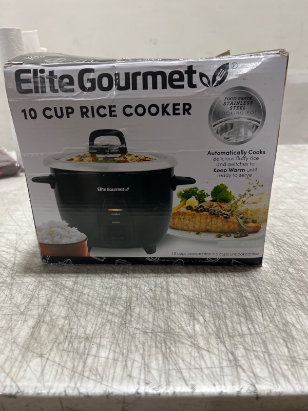Photo 1 of 10 Cup rice cooker.