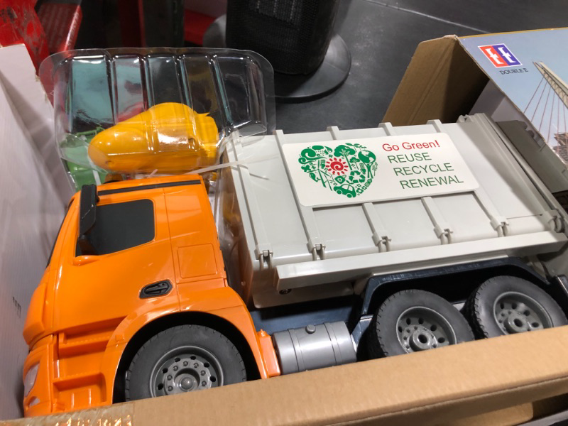 Photo 1 of DOUBLE E Benz Licensed Remote Control Garbage Truck Electric Recycling Toy Set with Trash Bin Real Lights Rechargeable Waste Management Trash Truck Toys Gift for Kids