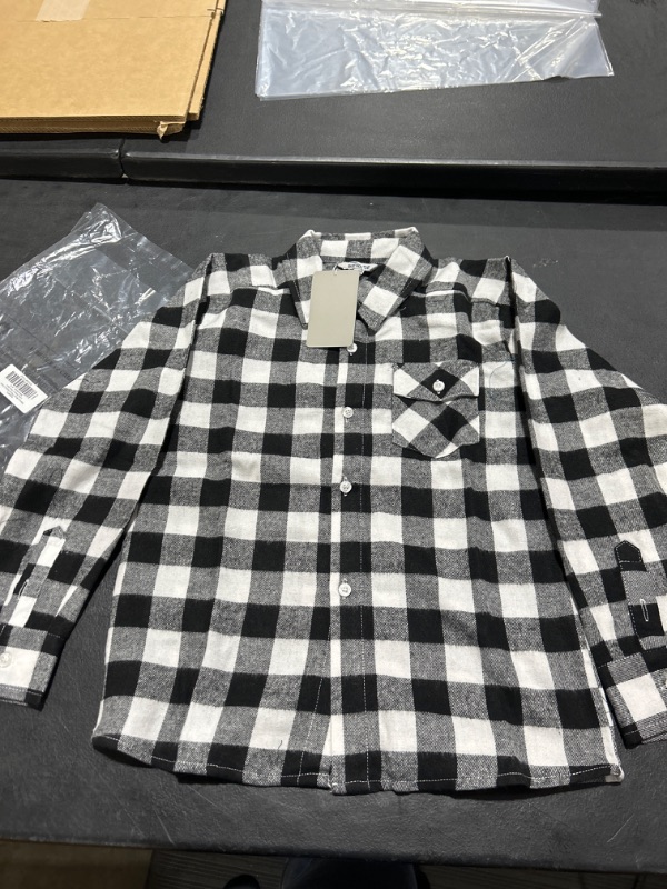 Photo 1 of BOYS FLANNEL BUTTON DOWN SIZE 9/10