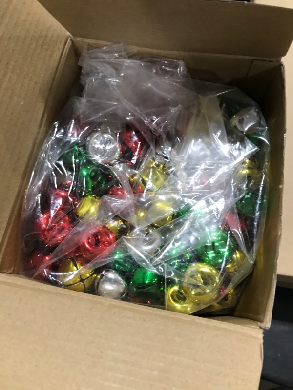 Photo 2 of 500 Pcs 1 Inch Christmas Jingle Bells Craft Bells Multicolor Christmas Bells Bulk DIY Hanging Vintage Bells Charms for Christmas Wreath Decor Holiday Festival Home Decoration, Gold Silver Red Green Multicolored