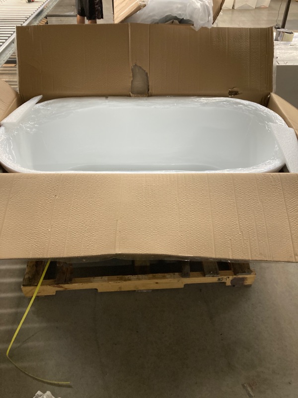 Photo 3 of *****(FACTORY SEALED)*****

Golden Vantage
Freestanding 59.8in. L 28.7in. W Soaking Acrylic Flatbottom Stand Alone Non-Whirlpool Center Drain Bathtub Glossy White