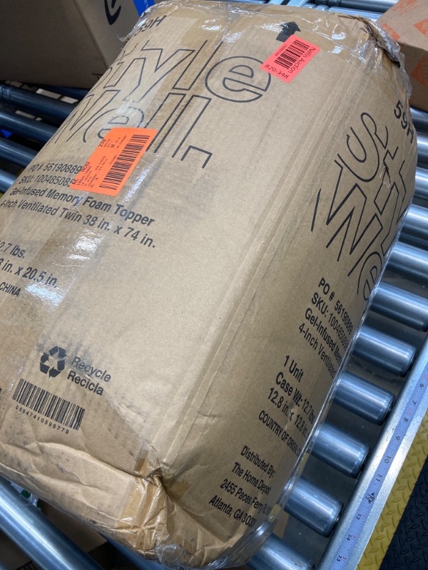 Photo 1 of 4 in. Gel Infused Memory Foam Twin Mattress Topper
by
StyleWell