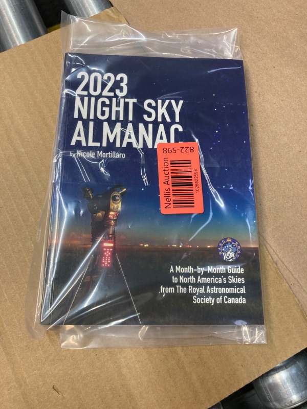 Photo 2 of 2023 Night Sky Almanac: A Month-by-Month Guide to North America's Skies from the Royal Astronomical Society of Canada (Guide to the Night Sky)