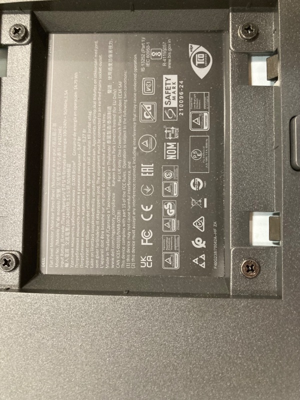 Photo 5 of ***SCREEN DOES NOT WORK PROPERLY*** Dell 24 Monitor - P2422HE - Full HD 1080p, IPS Technology, USB-C Hub Monitor with Comfortview Plus,Black