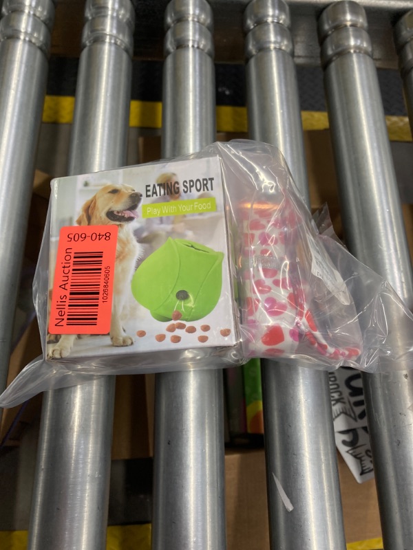 Photo 4 of *Dog Bundle Items* Dog Treat Ball Food Dispensing Toys & Dog Collar