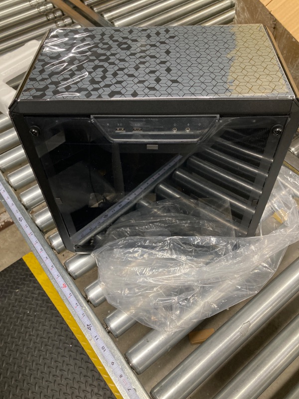 Photo 1 of Cooler Master MasterBox Q300L Micro-ATX Tower with Magnetic Design Dust Filter, Transparent Acrylic Side Panel, Adjustable I/O & Fully Ventilated Airflow, Black (MCB-Q300L-KANN-S00)
