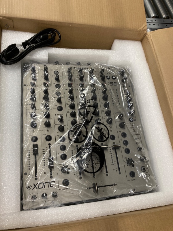 Photo 3 of Allen & Heath XONE:96 Professional 6-Channel Analog DJ Mixer with XONE:96 Cover Bundle