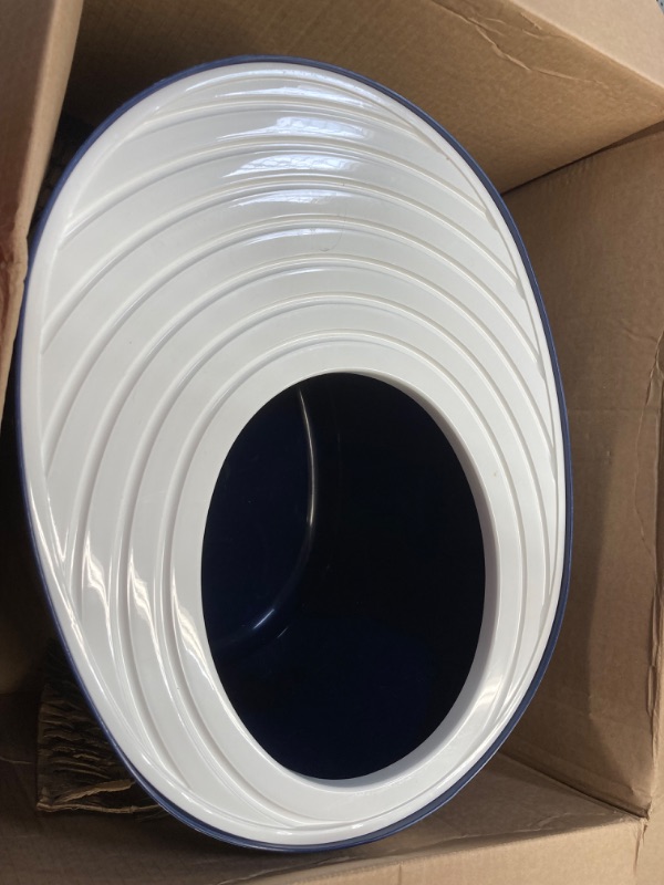 Photo 2 of ***NEEDS TO BE CLEANED ***IRIS USA Large Top Entry Cat Litter Box with Scoop, Navy/White white/navy Large