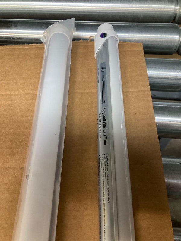 Photo 2 of 2- Sokply T8 T10 T12 LED Tube Light 3FT Type A+B 15W 1875LM, 36In LED Bulb Ballast Bypass or Compatible Dual-End, 4000K Cool White, Fluorescent Replacement , UL & DLC Listed(1pcs) 1 Count  4000k Cool White