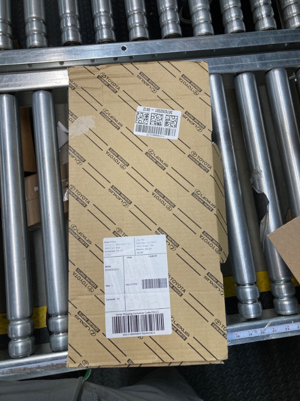 Photo 1 of Toyota 77740-42072 Vapor Canister