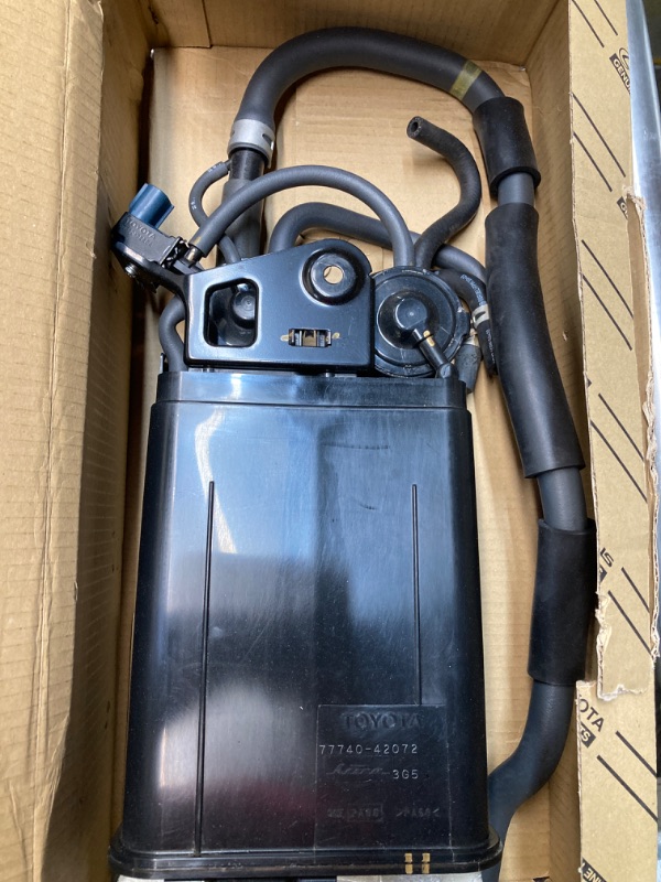 Photo 1 of Toyota 77740-42072 Vapor Canister