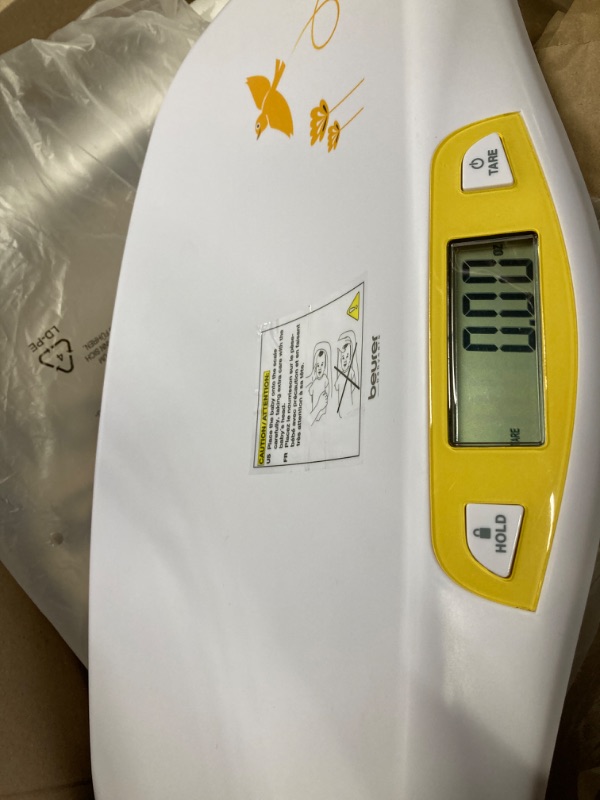 Photo 2 of Beurer BY80 Digital Baby Scale, Infant Scale for Weighing in Pounds, Ounces, or Kilograms up to 44 lbs, Newborn Scale with Hold Function, Pet Scale for Cats and Dogs