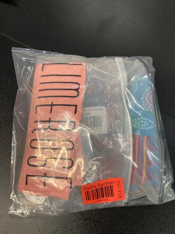 Photo 1 of MISC WOMENS CLOTHING BUNDLE///SIZED SMALL TO XL